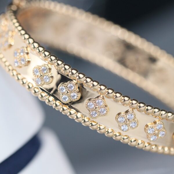 Perlee Wide-Format Kaleidoscope Bracelet