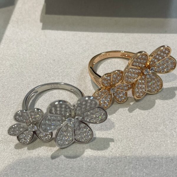 Diamond-studded double clover ring