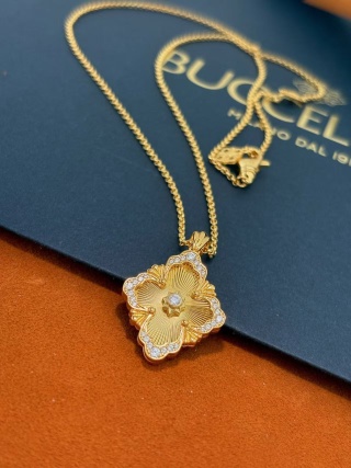 Opera series pendant