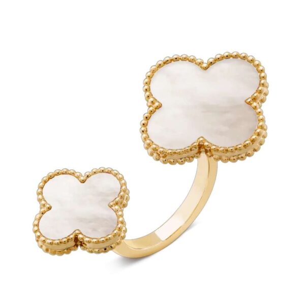 Four-leaf clover natural stone ring