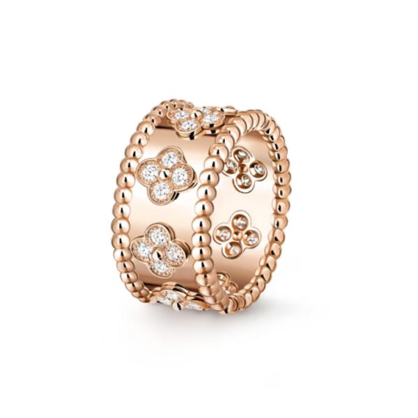 Perlee Sweet Clover Rings