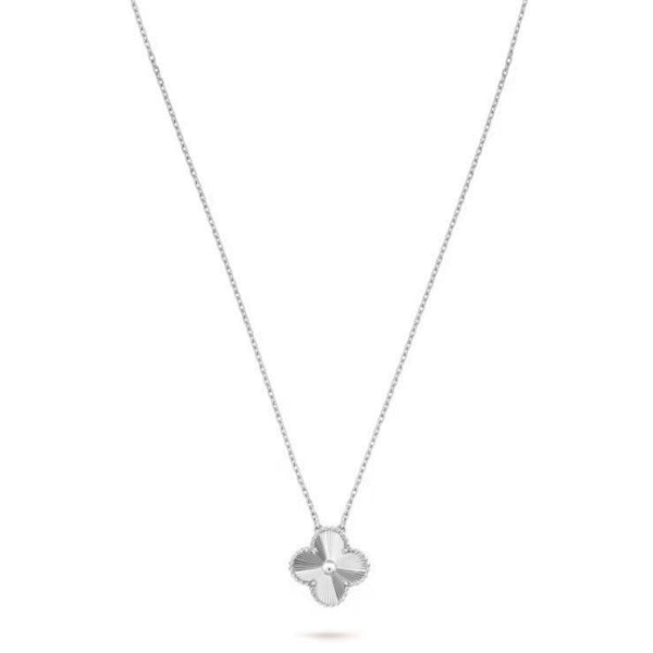 Classic inlaid engraving pattern necklace