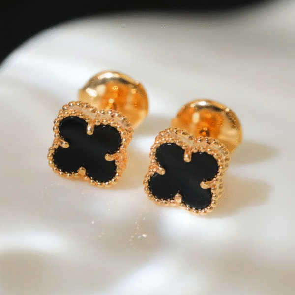 Four-leaf clover mini earrings, black agate