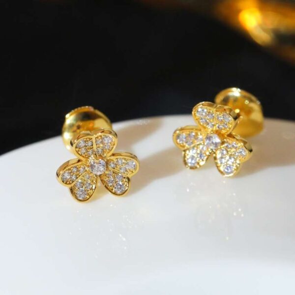 Trifolium Mini Earrings
