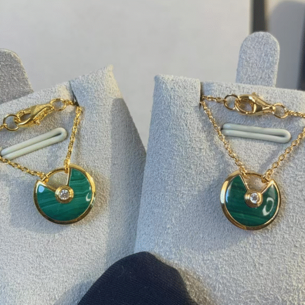 Small-sized necklace