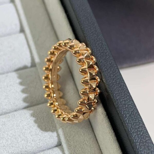CLASH single-stud ring with rivets