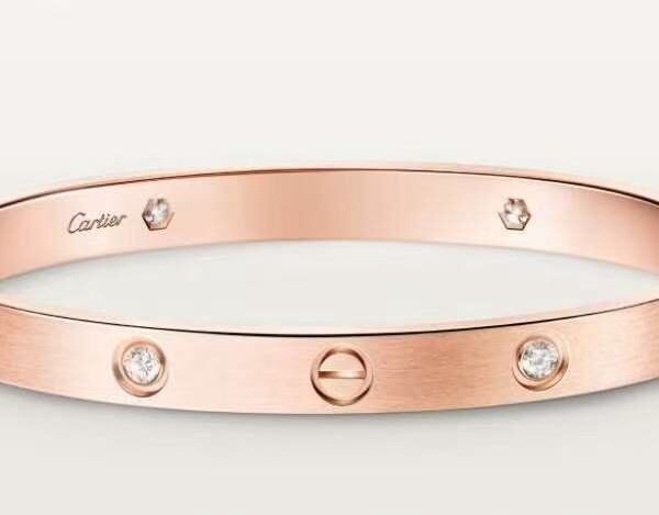 Love wide-style classic brushed surface 4-diamond bracelet