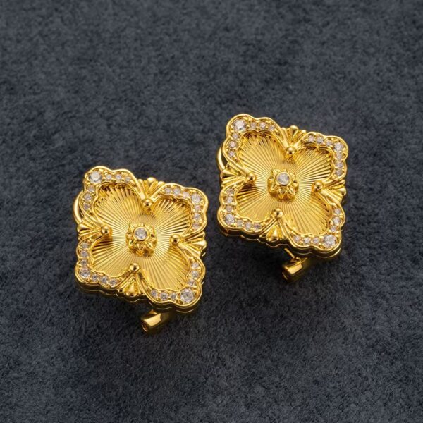Opera series earplugs style earrings
