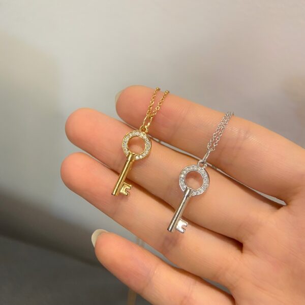 Oval diamond mini keychain necklace