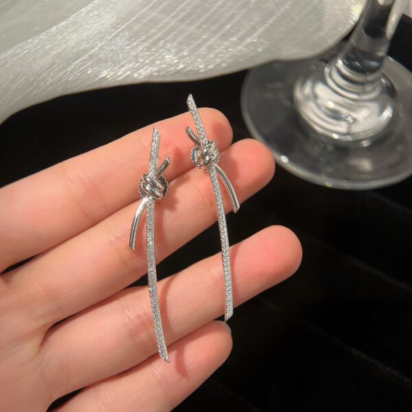 Knot series long earrings