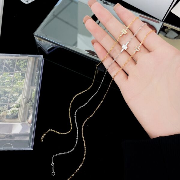 Double-strand bracelet