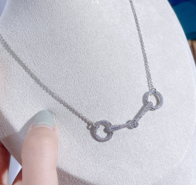 Full diamond necklace