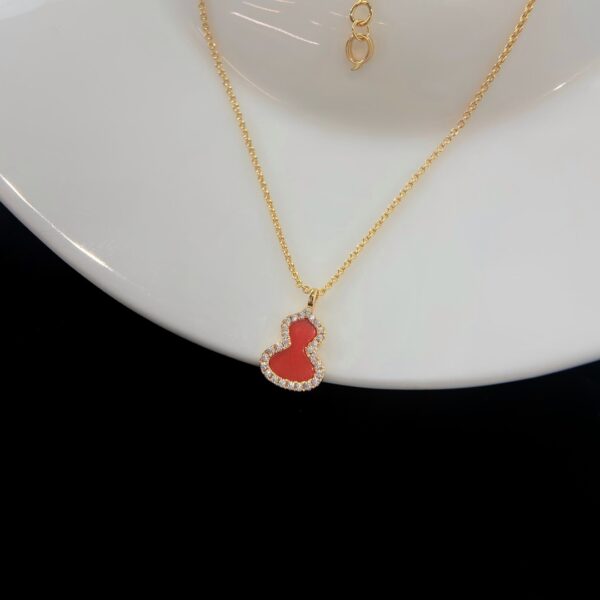 Gourd necklace