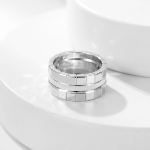 Small ice cube diamond ring large size