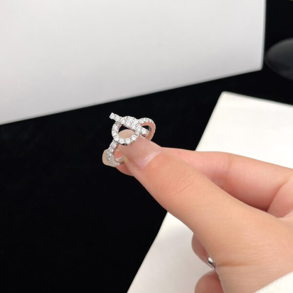 Finesse Full-Setting Diamond Ring