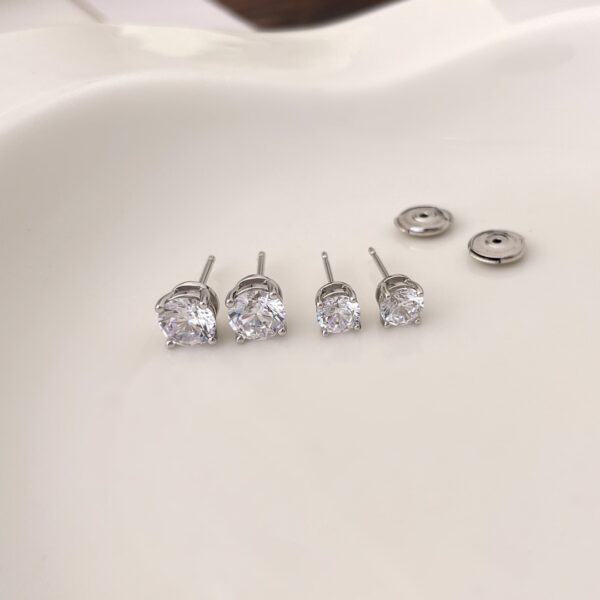Earring (1ct)
