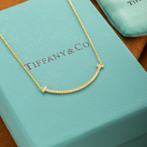 Smile Medium Size Necklace