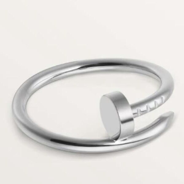 Thin-sized nail ring