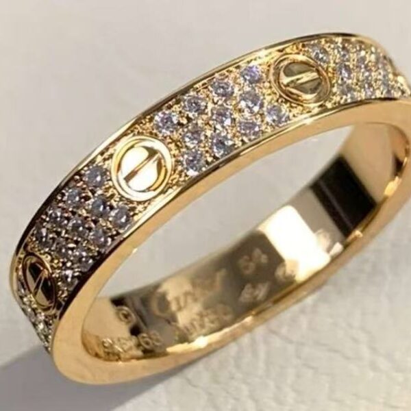 Narrow three-row diamond ring, 4mm wide