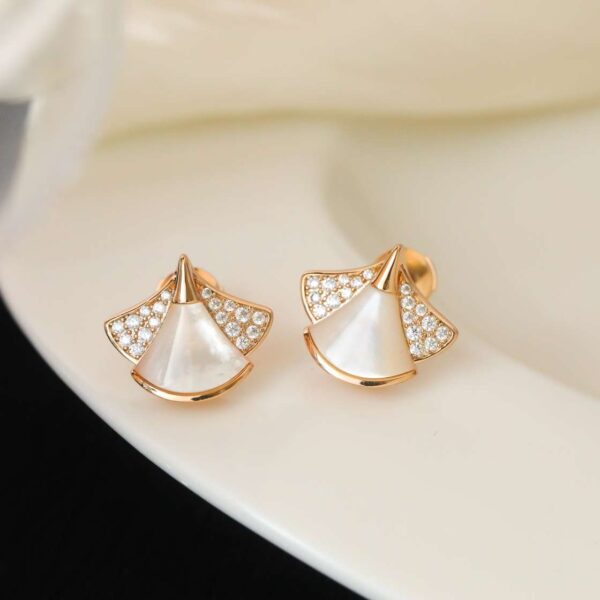 Dream brand diamond-set white mother-of-pearl stud earrings