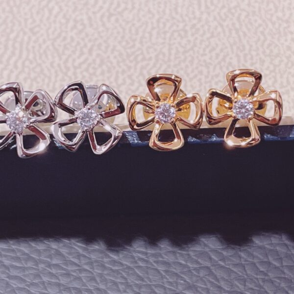 Fiorever Flowering Petal Stud Earrings