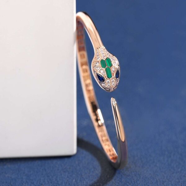 Single snake-head opening natural stone bracelet