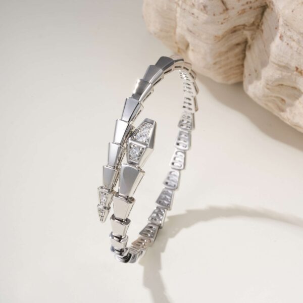 Elastic Snake Bracelet with Diamonds at Both Ends