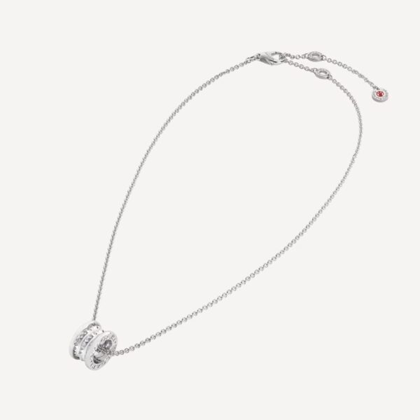 Screw-on rivet pendant necklace