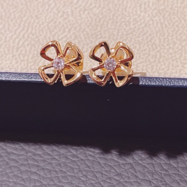 Fiorever Flowering Petal Stud Earrings