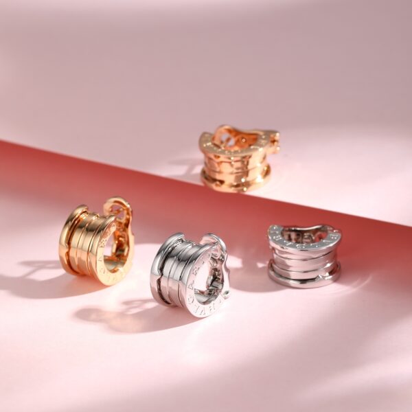 Three-ring spring earrings