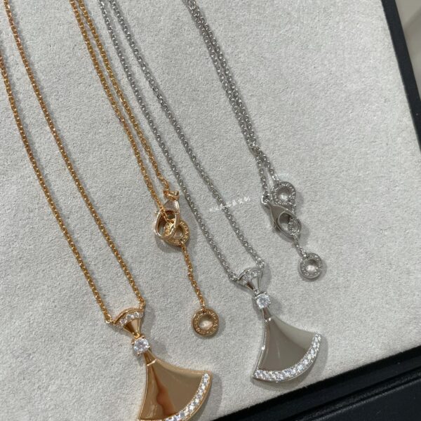 Diamond-studded large metal-edge fan-shaped necklace