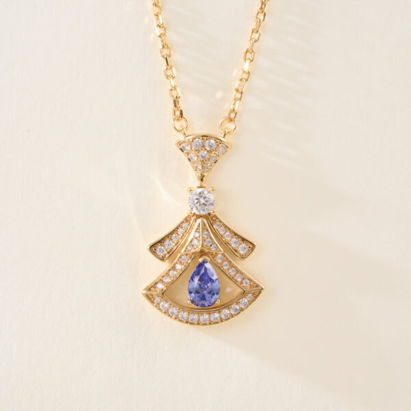 DIVAS’ DREAM series rose gold gemstone necklace (small size)