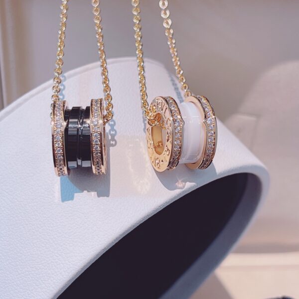 Diamond-studded ceramic necklace