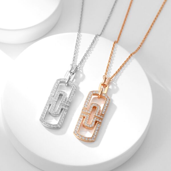 Large size round needle handcrafted diamond necklace