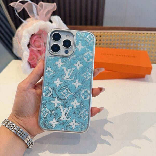 LV Electroplated glass magnetic suction phone case